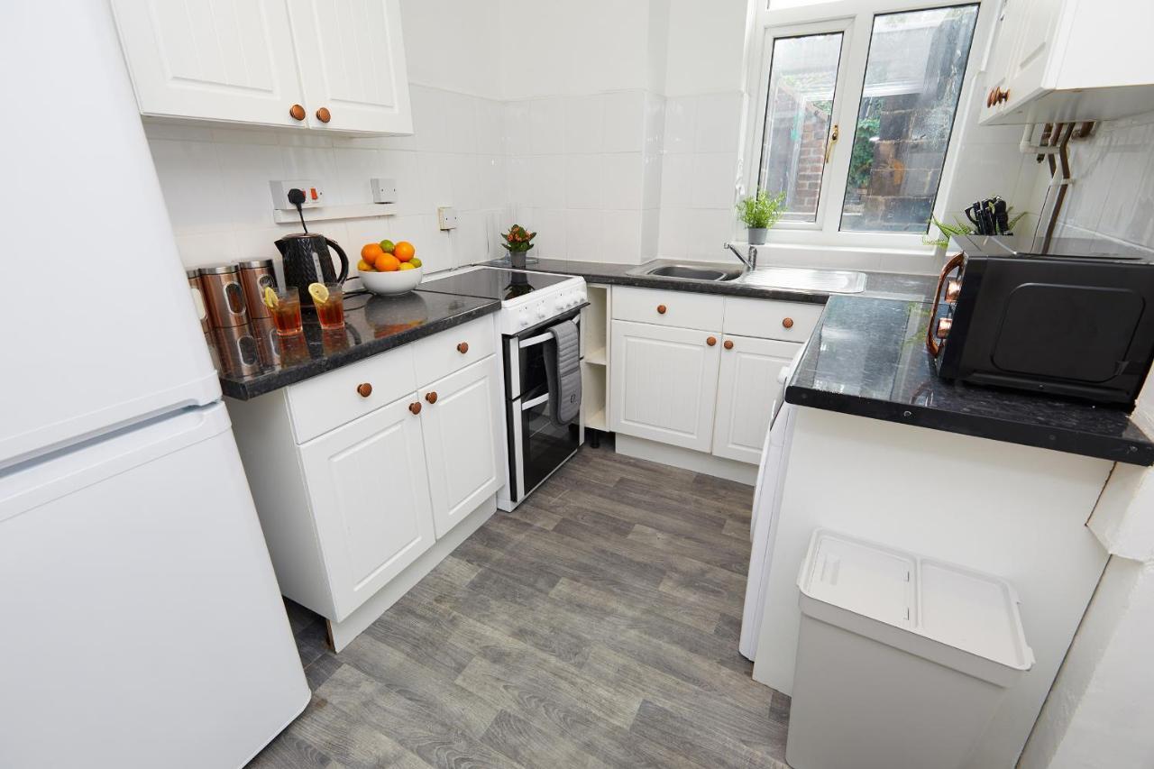 Your Sheffield Stays - Spacious 5 Bedroom House ภายนอก รูปภาพ